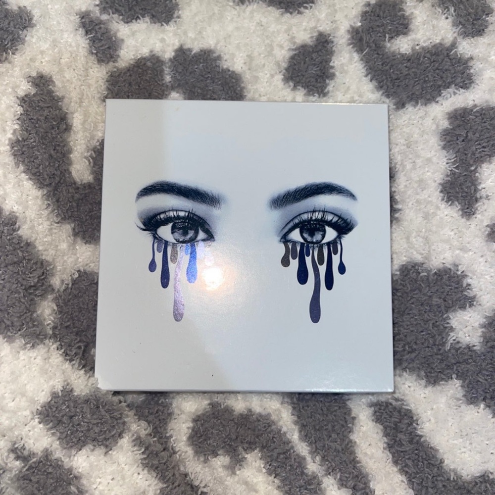 Kylie purple palette